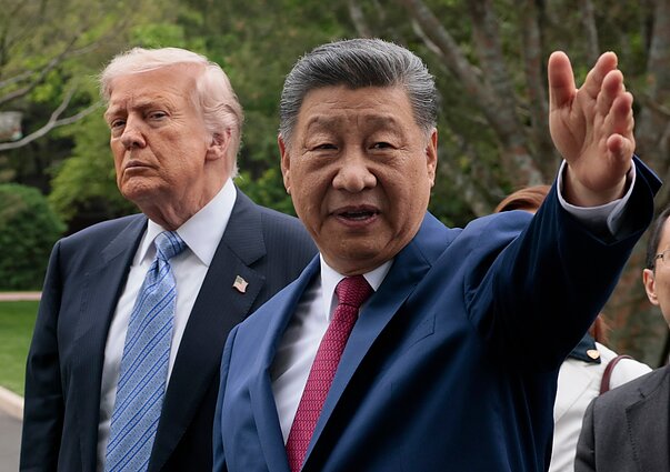 Donaldas Trumpas ir Xi Jinpingas Donaldas Trumpas ir Xi Jinpingas