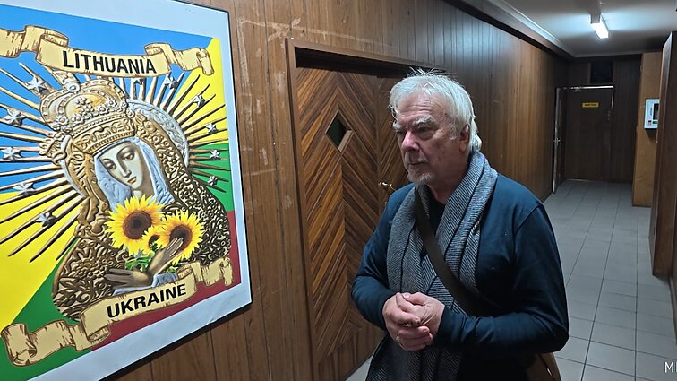 Grafiko Simankevičiaus sūnus Mindaugas: lietuvių klube Melburne cepelinų būna retai