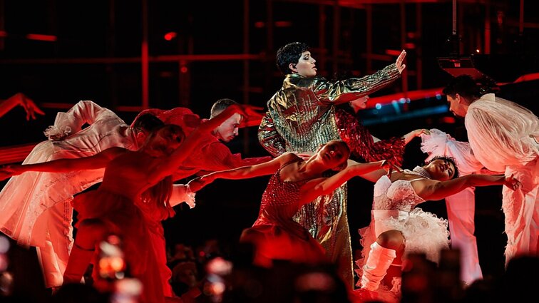Įspūdinga įžanga į „Euroviziją“: didįjį finalą atidarė praėjusių metų nugalėtojas JJ
