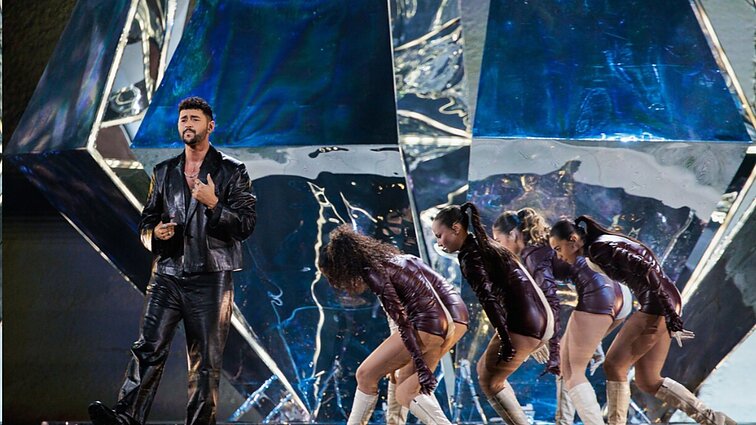 Eurovizija 2026. Finalas. Izraelis. Noamas Bettanas – „Michelle“ Eurovizija 2026. Finalas. Izraelis. Noamas Bettanas – „Michelle“