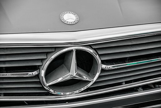 „Mercedes-Benz“