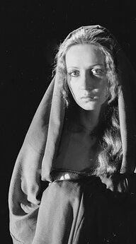 Eleonora Koriznaitė. 1990 m. 