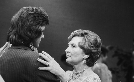 Robertas Vaidotas, Antanina Mackevičiūtė. 1981 m. 