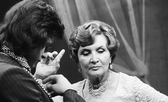 Robertas Vaidotas ir Antanina Mackevičiūtė. 1981 m. 
