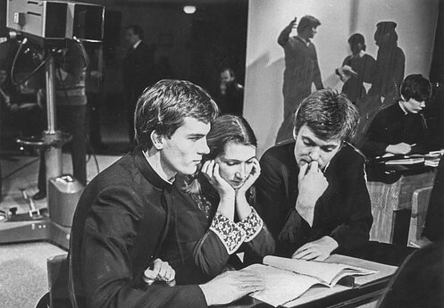 Iš kairės: Laimutis Sėdžius, Dainora Tautavičiūtė, Gediminas Storpirštis. 1982 m. 