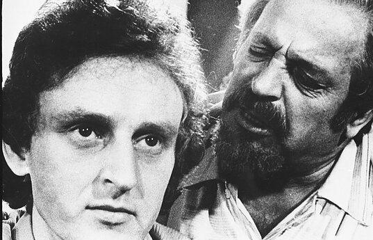 Petras Venslovas (kairėje). 1977 m. 