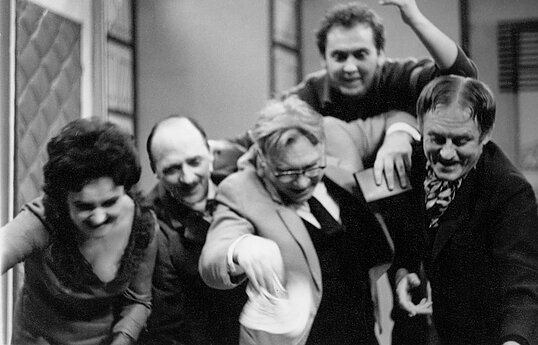 Marija Rasteikaitė, Jonas Kavaliauskas (trečias iš kairės), Vincentas Aleknavičius, Eduardas Kunavičius,. 1969 m. 