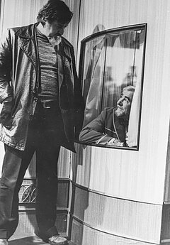 Algirdas Grašys – keleivis ir Vytautas Dumšaitis – barmenas. 1981 m. 