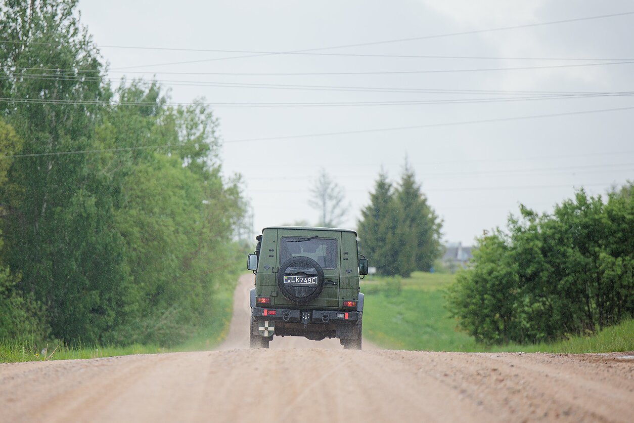 Lithuanian military resumes drone search after overnight pause Lithuanian military resumes drone search after overnight pause