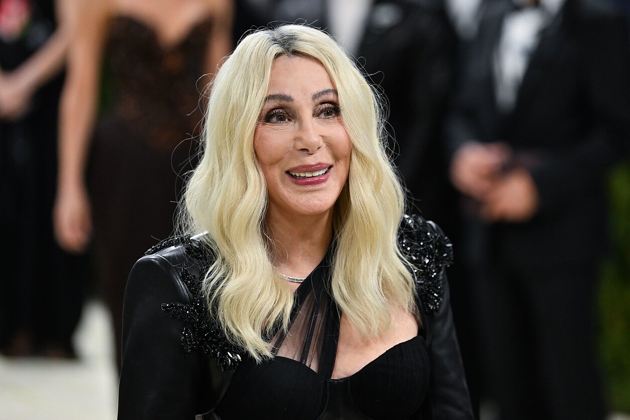 Cher 2026 m. „Met Gala“ pokylyje Cher 2026 m. „Met Gala“ pokylyje