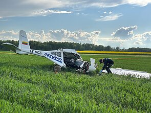Netoli Rokonių kaimo nukrito lėktuvas, pilotas žuvo