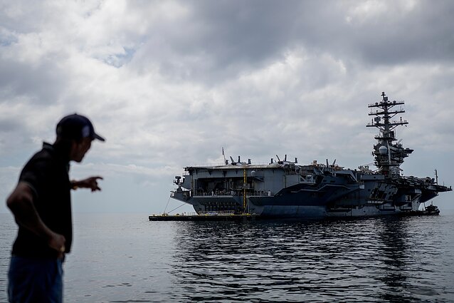 „USS Nimitz“