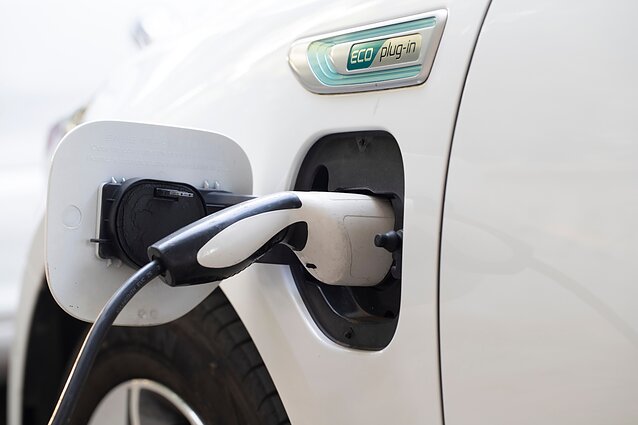 Elektromobilio įkrovimas Elektromobilio įkrovimas