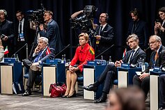Kęstutis Budrys (antras iš dešinės)