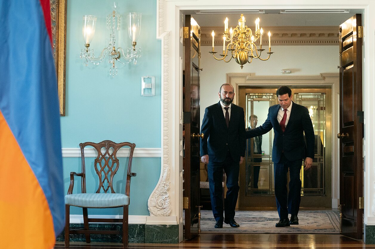 Марко Рубио и глава МИД Армении Арарат Мирзоян Марко Рубио и глава МИД Армении Арарат Мирзоян
