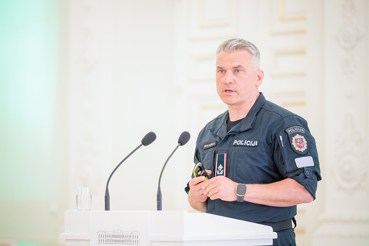 Artūras Paulauskas