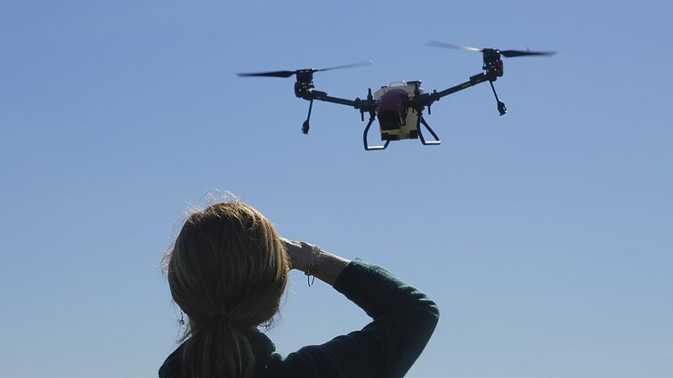 Palangoje pristatyta nauja dronų aptikimo sistema: leis realiu laiku fiksuoti skrydžius
