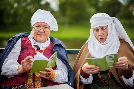 Nerimi plaukę ansambliai paskelbė folkloro festivalio „Skamba skamba kankliai“ pradžią