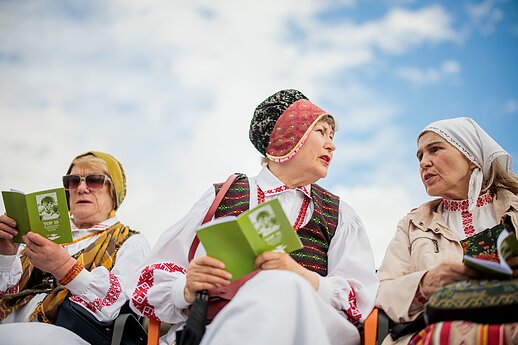 Nerimi plaukę ansambliai paskelbė folkloro festivalio „Skamba skamba kankliai“ pradžią