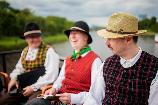 Nerimi plaukę ansambliai paskelbė folkloro festivalio „Skamba skamba kankliai“ pradžią