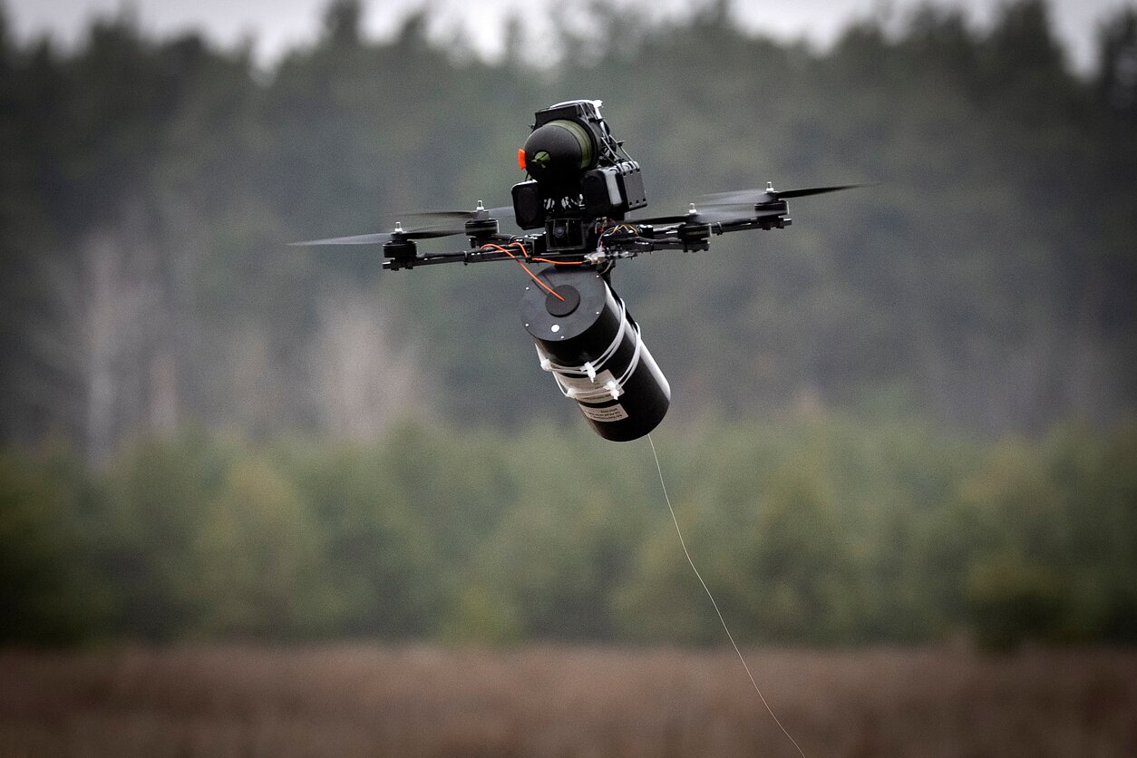 A Ukrainian fiber-optic FPV drone.