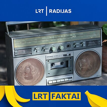 NATO vėliava ant televizijos bokšto