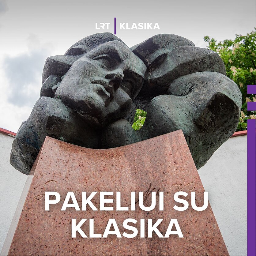 E. Blažio / LRT nuotr., Salomėjos Nėries paminklas