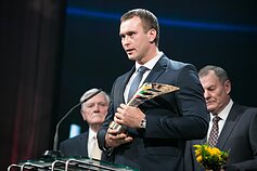 Е. Шуклин