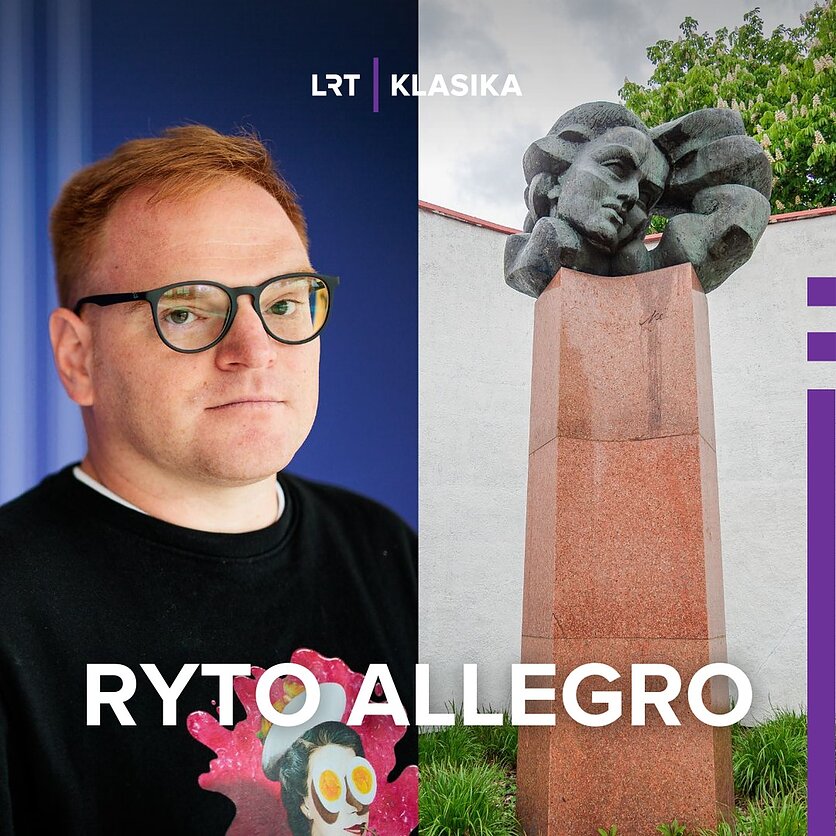J. Stacevičiaus ir E. Blažio / LRT nuotr., Algis Bitautas ir Salomėjos Neries paminklas Vilniuje
