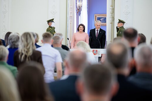 Gitanas Nausėda įteikė ordinus „Už nuopelnus Lietuvai“ 