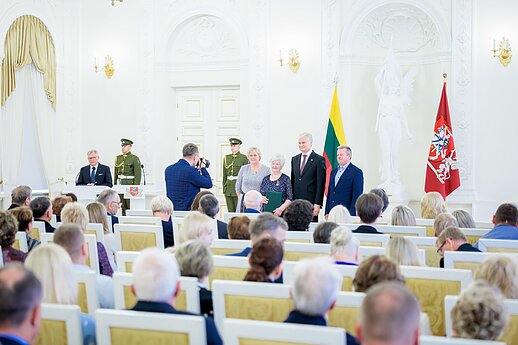 Gitanas Nausėda įteikė ordinus „Už nuopelnus Lietuvai“ 