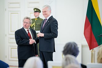 Gitanas Nausėda įteikė ordino „Už nuopelnus Lietuvai“ medalius Gitanas Nausėda įteikė ordino „Už nuopelnus Lietuvai“ medalius
