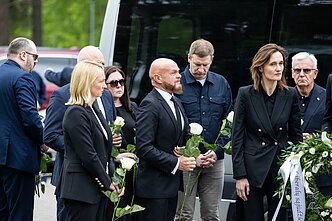Visagine atsisveikinama su parlamentaru, olimpiečiu Jevgenijumi Šuklinu Visagine atsisveikinama su parlamentaru, olimpiečiu Jevgenijumi Šuklinu