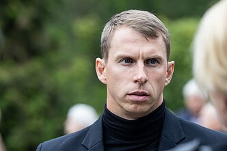 Visagine atsisveikinama su sportininku, parlamentaru Jevgenijumi Šuklinu Visagine atsisveikinama su sportininku, parlamentaru Jevgenijumi Šuklinu