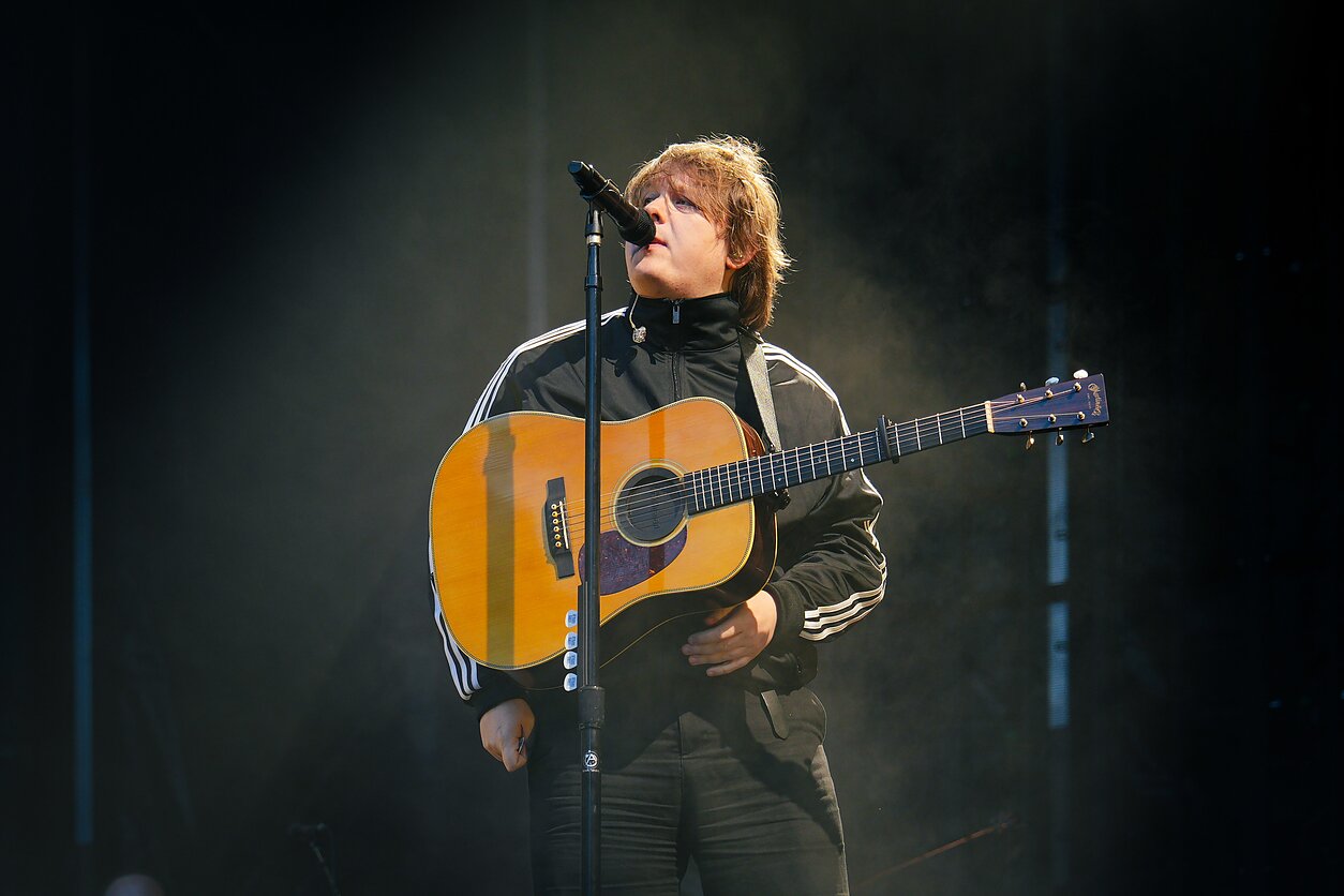 Lewiso Capaldi koncerto akimirka