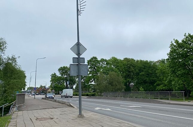 Tilto per Smilgos upelį remonto darbai gali pareikalauti kėdainiečių kantrybės Tilto per Smilgos upelį remonto darbai gali pareikalauti kėdainiečių kantrybės