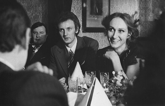 Aktoriai Jūratė Onaitytė, Petras Venslovas. 1981 m.