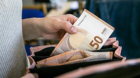 Laba diena, Lietuva