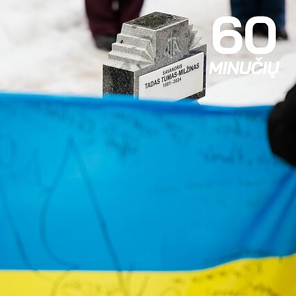 Antakalnio kapinėse pašventintas Ukrainoje žuvusiam kariui Tumui skirtas paminklas