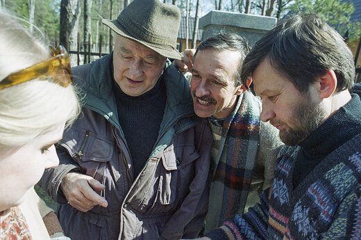Iš kairės: aktorius Rimgaudas Antanas Karvelis, režisierius Saulius Vosylius, garso režisierius Algimantas Sliaužys. 