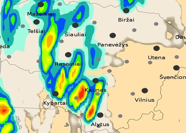 Antroje dienos pusėje vietomis lis smarkiai