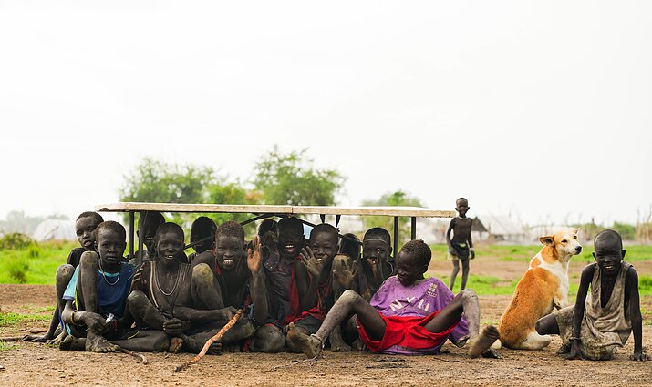 Pietų Sudanas. Dinka genties berniukai Pietų Sudanas. Dinka genties berniukai