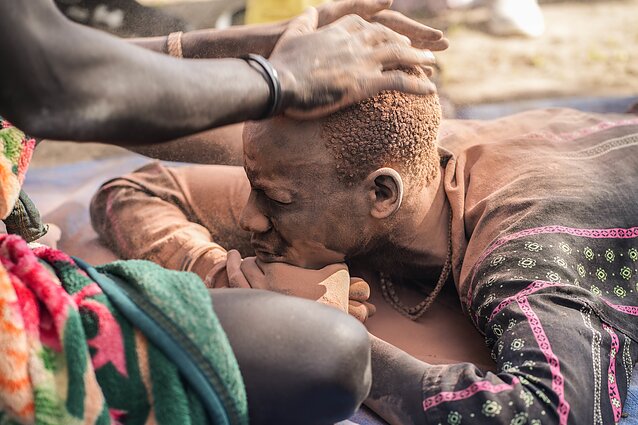 Pietų Sudanas. Mundari gentis Pietų Sudanas. Mundari gentis