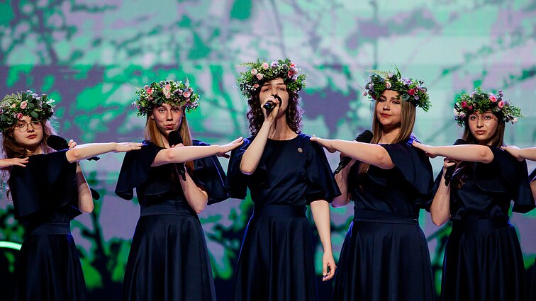 Dainų dainelė 2026. Laureatų koncertas. „Viva Melodica“ – „Šaly kelio jovaras stovėjo“