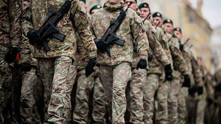 Po dronų incidentų šalyje – diskusijos dėl šauktinių: „Judama visuotinio šaukimo link“