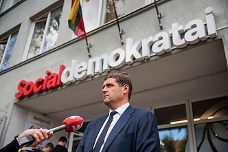 Derybos dėl valdančiosios koalicijos: derasi socialdemokratai, „Nemuno aušra“ ir Lietuvos valstiečių ir žaliųjų sąjunga Derybos dėl valdančiosios koalicijos: derasi socialdemokratai, „Nemuno aušra“ ir Lietuvos valstiečių ir žaliųjų sąjunga