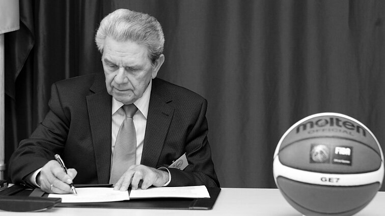 Vladą Garastą prisiminęs Chomičius: aikštelėj buvo treneris, už jos ribų draugas