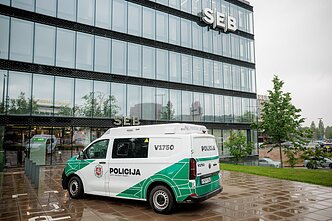  Vilniuje SEB banko pastate radus įtartiną daiktą, įvestas planas „Skydas“