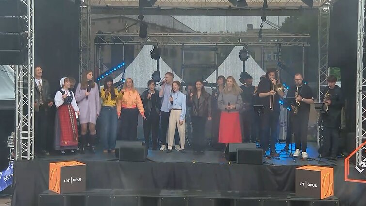 Dainuojantis radijas