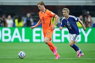 Pasaulio futbolo čempionatas: Nyderlandai – Japonija